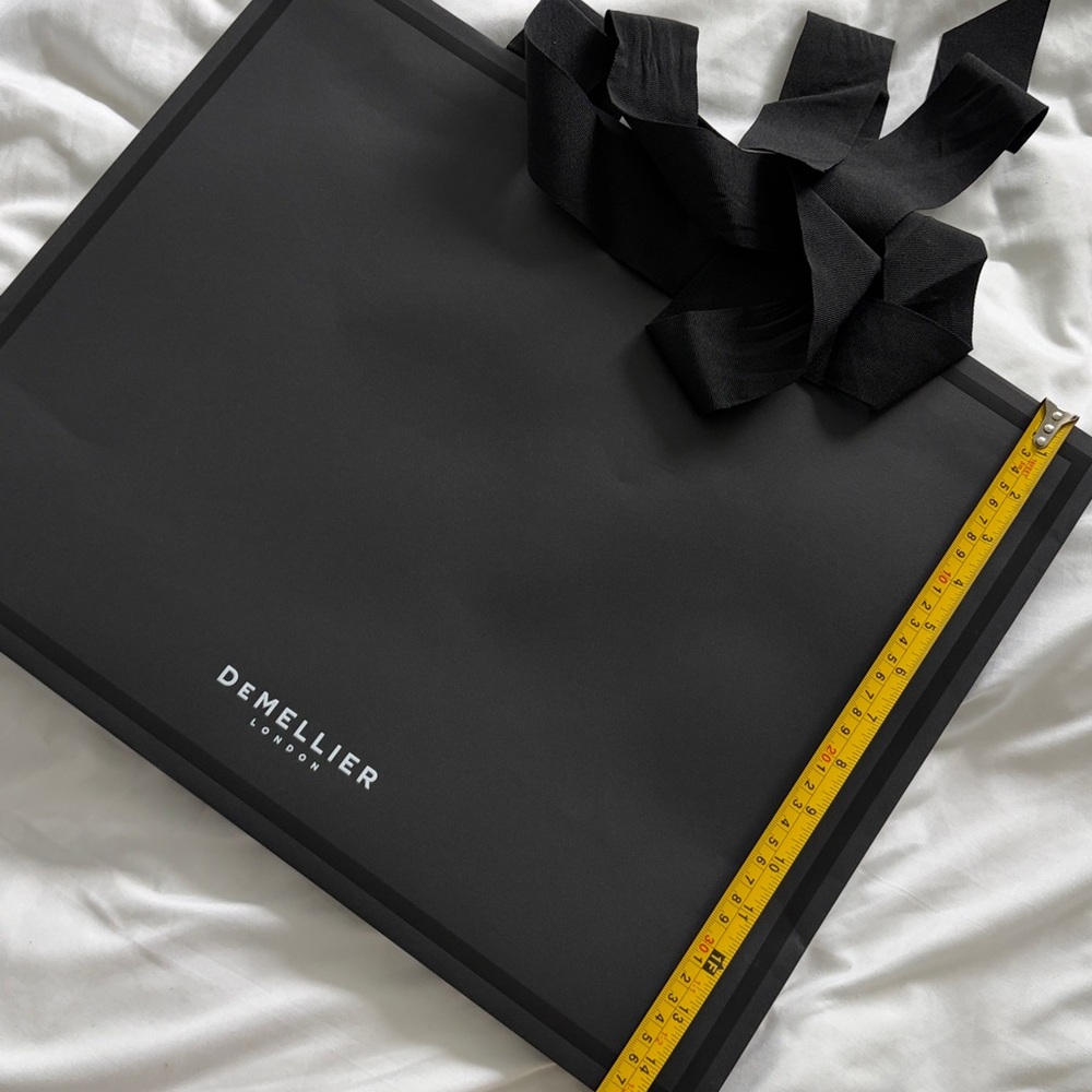 💯Large Demellier shopping gift bag 🖤 - Picture 4 of 4